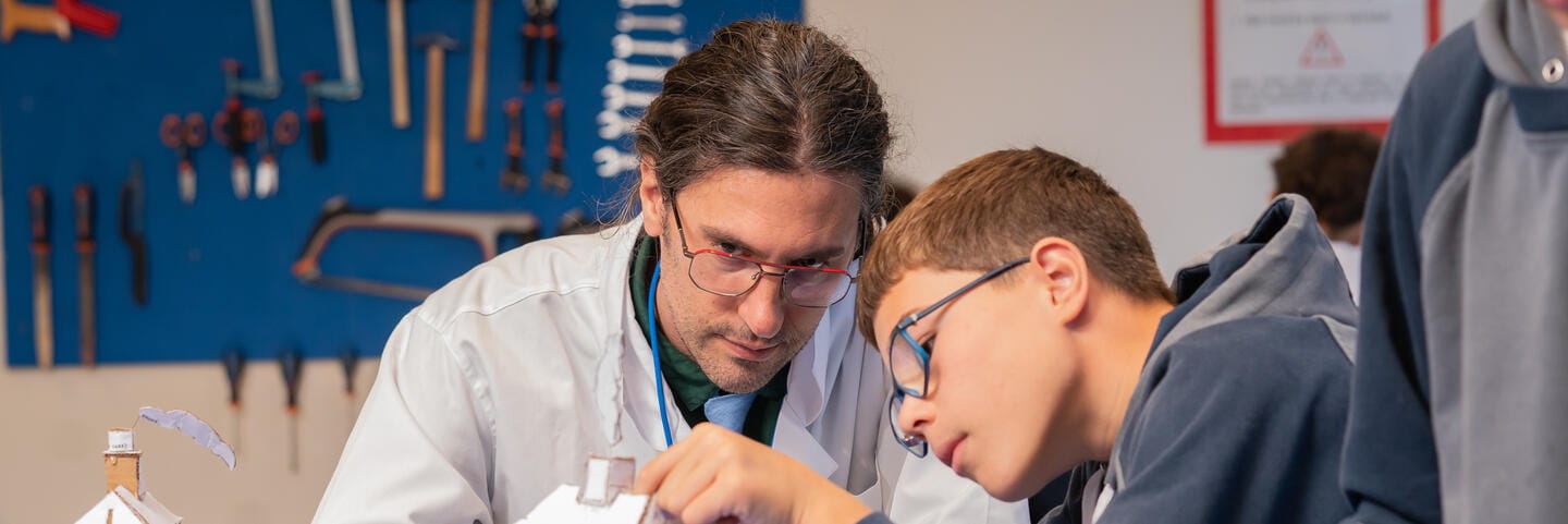 Batxillerat Nacional| Hamelin-Laie International School - Content Page Header